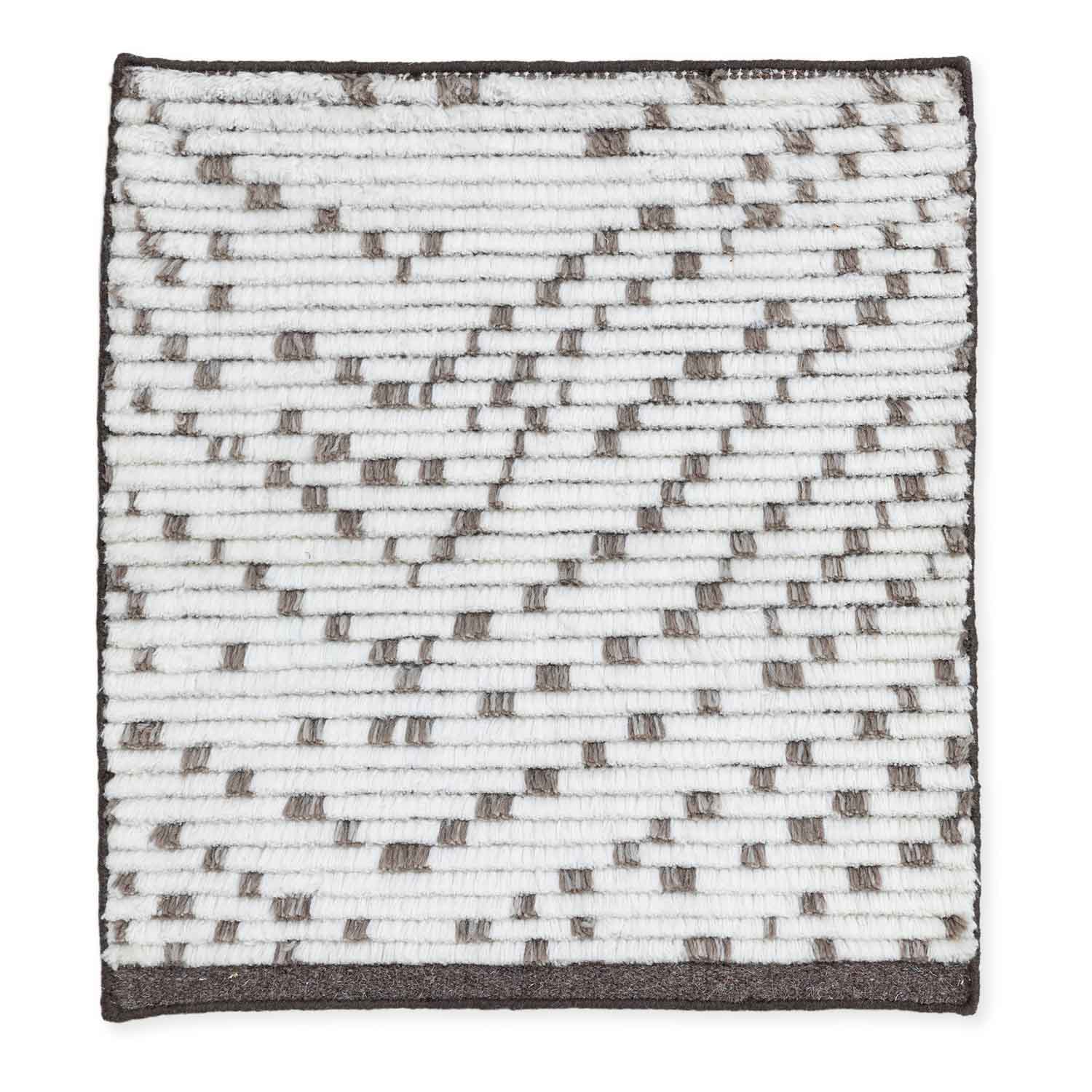 Dotted Handknotted Wool Rug