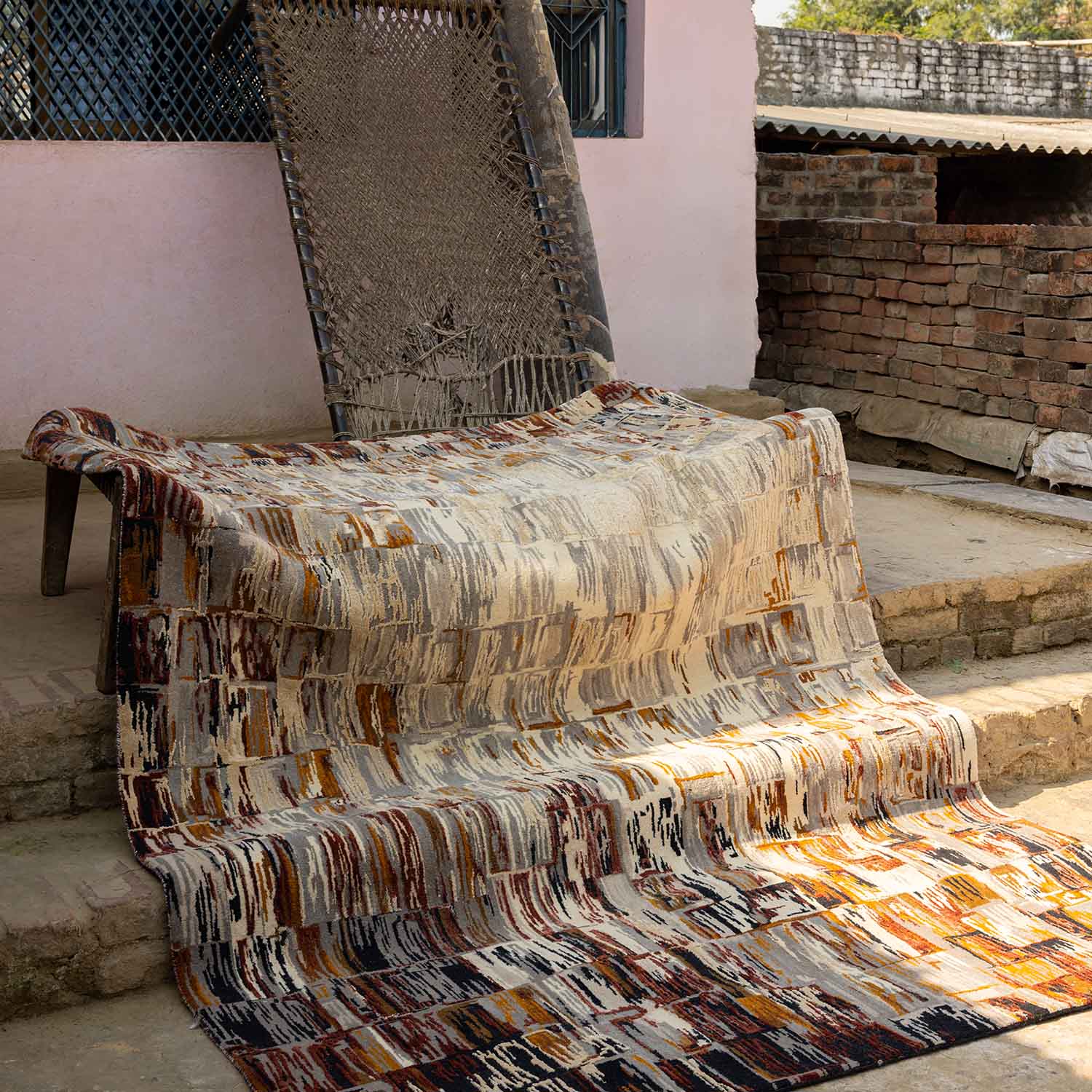 Luna-1 Hand Knotted Woollen And Silk Rug By Angeli Sowani