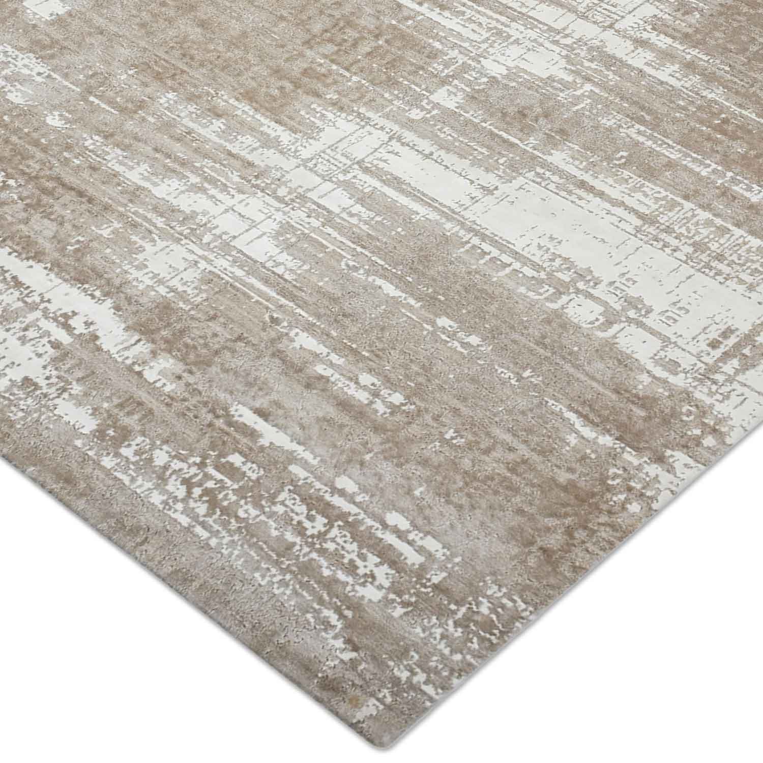 Zariya Handknotted Wool and Viscose Rug