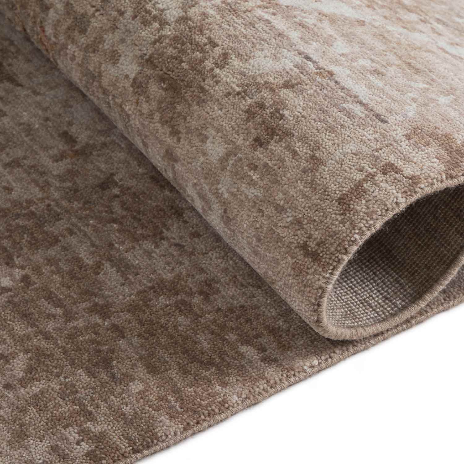 Oleada Handknotted Wool and Silk Rug