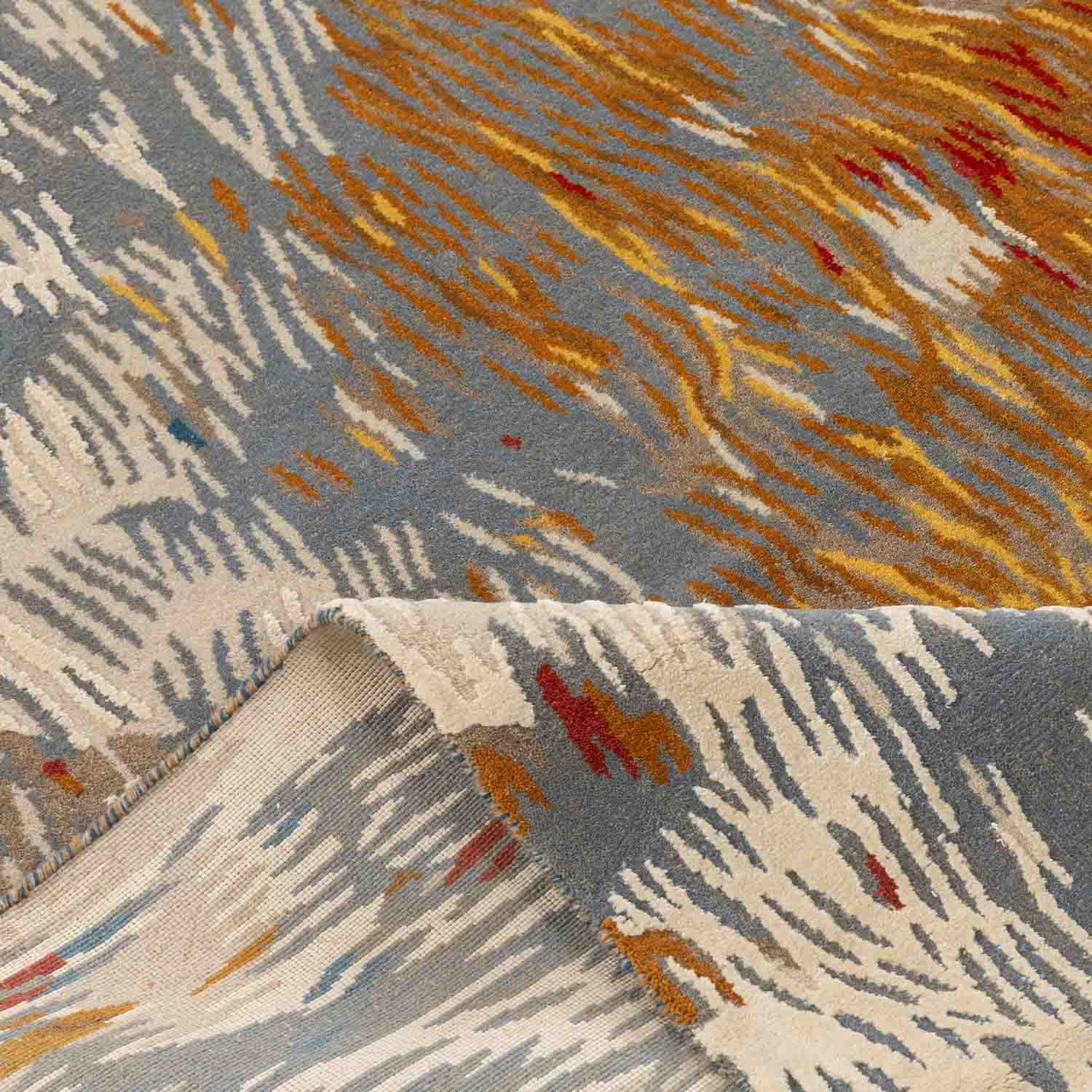 Alara hand knotted wool and silk rug by Angeli Sowani for Obeetee - texture detail