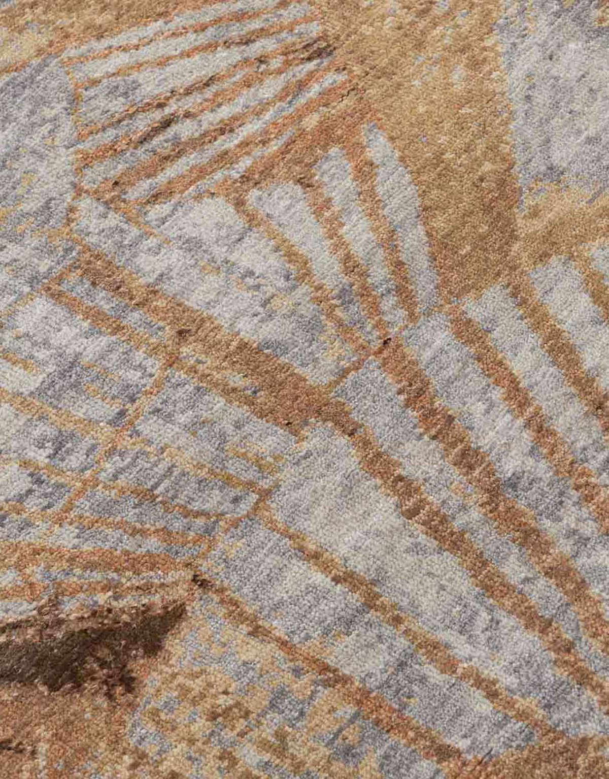 Visage  Handknotted Wool and Silk Rug