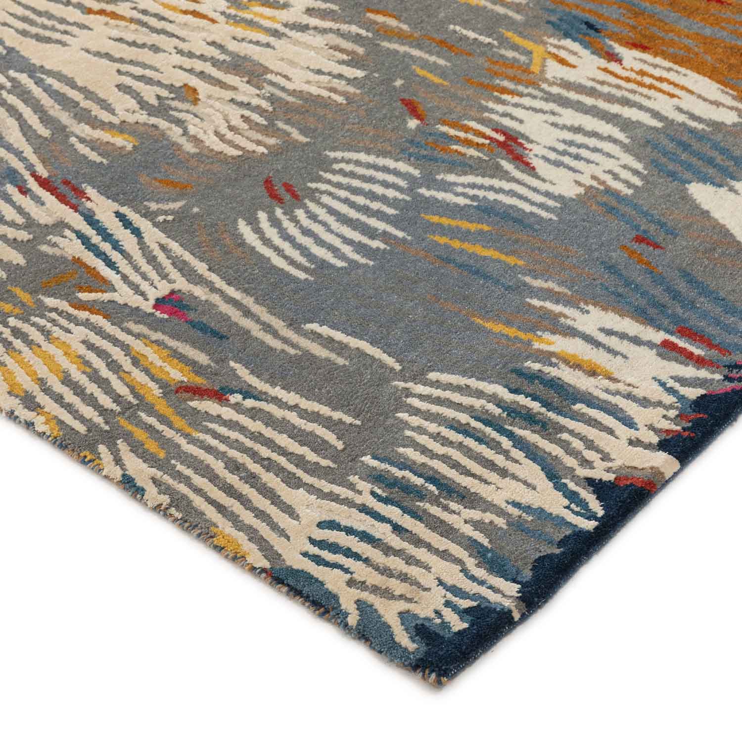 Alara hand knotted wool and silk rug by Angeli Sowani for Obeetee - pattern detail